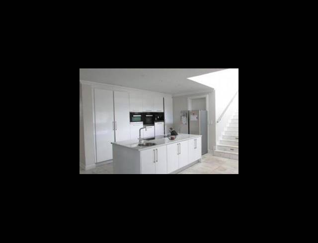 4 BEDROOM HOUSE FOR SALE IN EYE OF AFRICA